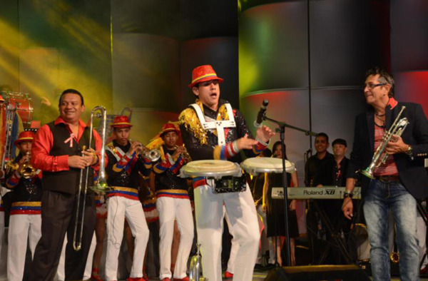 osalsa_party_local_2285_0008.jpg
