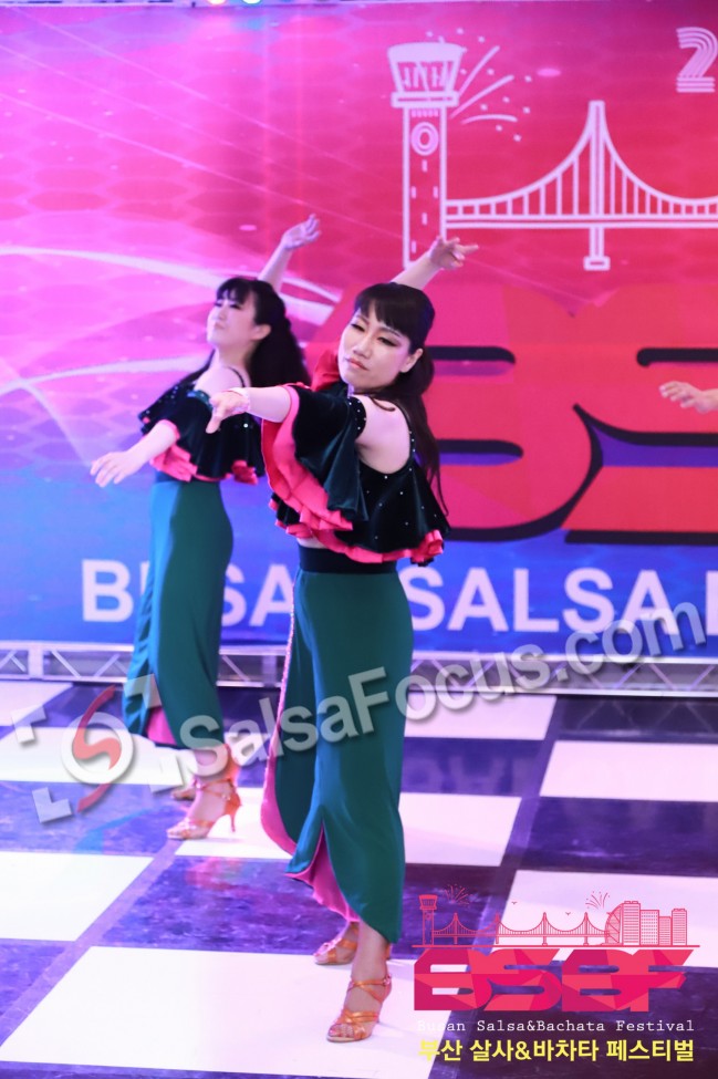 편집426.jpg