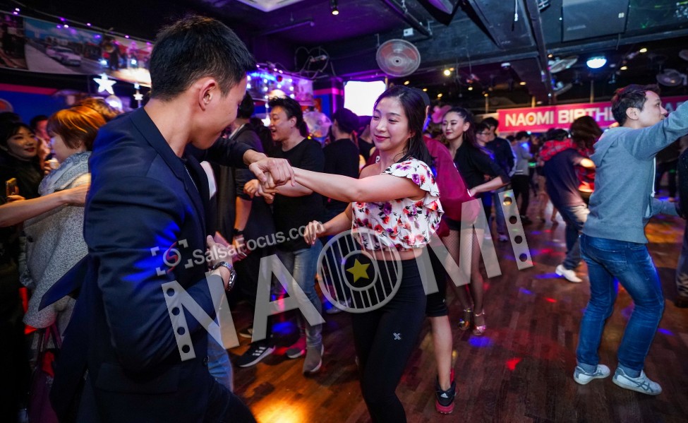 JAY06109a.jpg