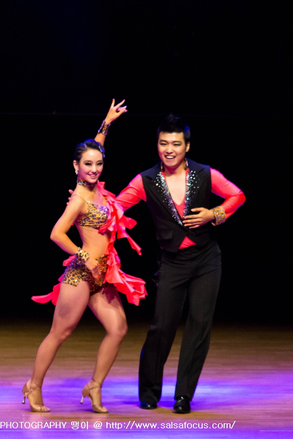 2009884393_3af2fdba_ER7A2736.jpg