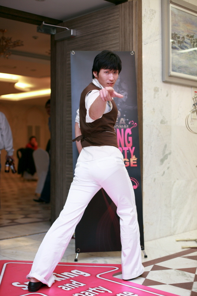 osalsa_677_0002.jpg