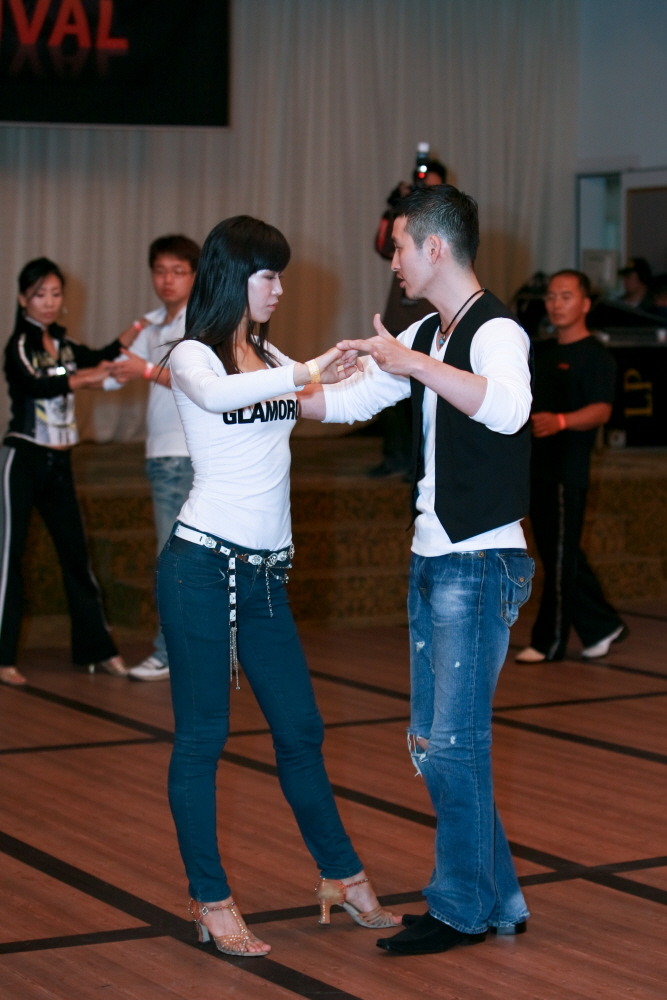 osalsa_682_0009.jpg