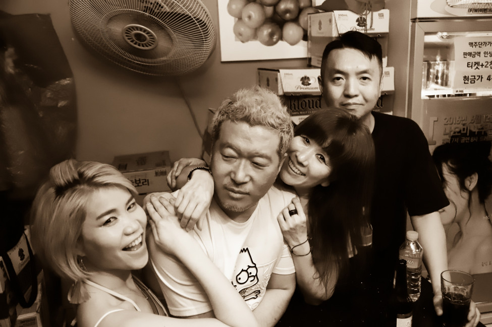 1029818263_KIM87xtU_241.JPG