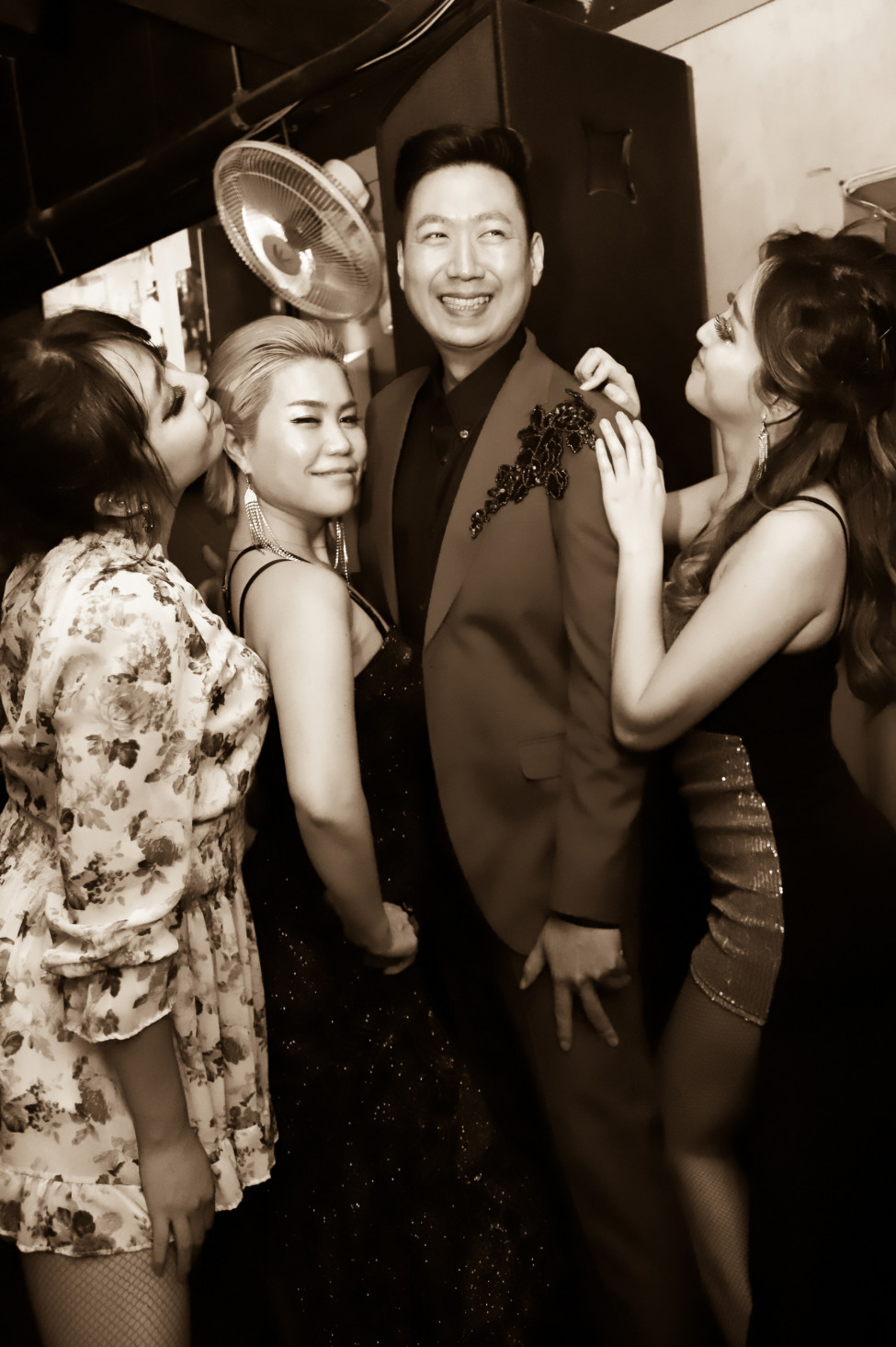 Good : Nogood : Down : Nick : Supporter : 나오미