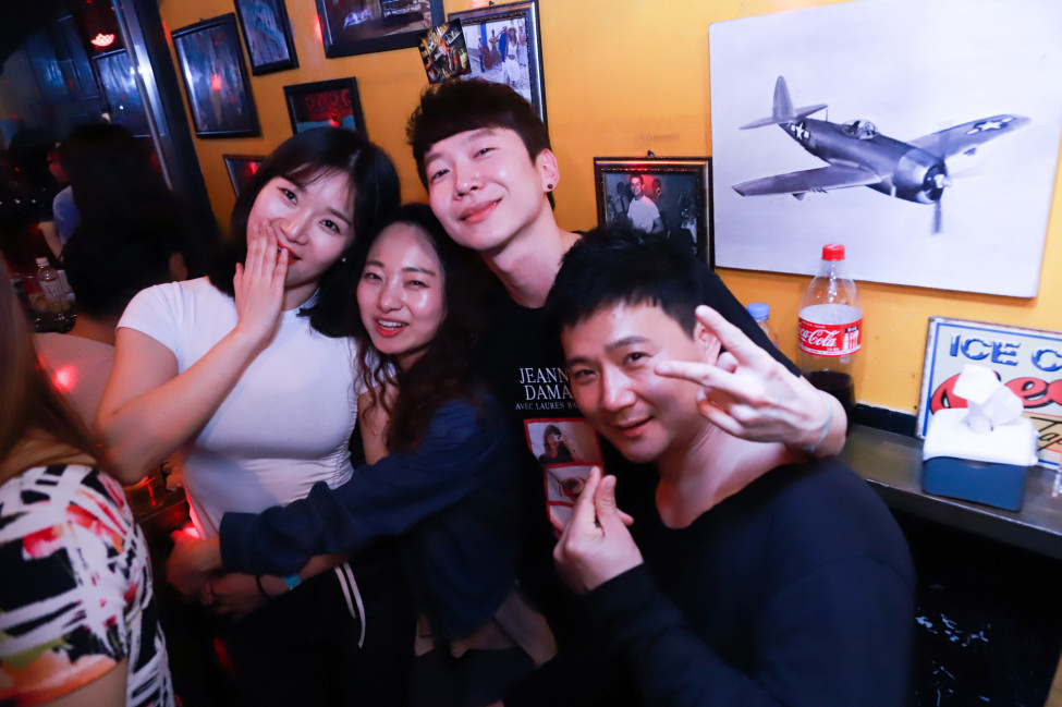 Good : Nogood : Down : Nick : Supporter : 보니따