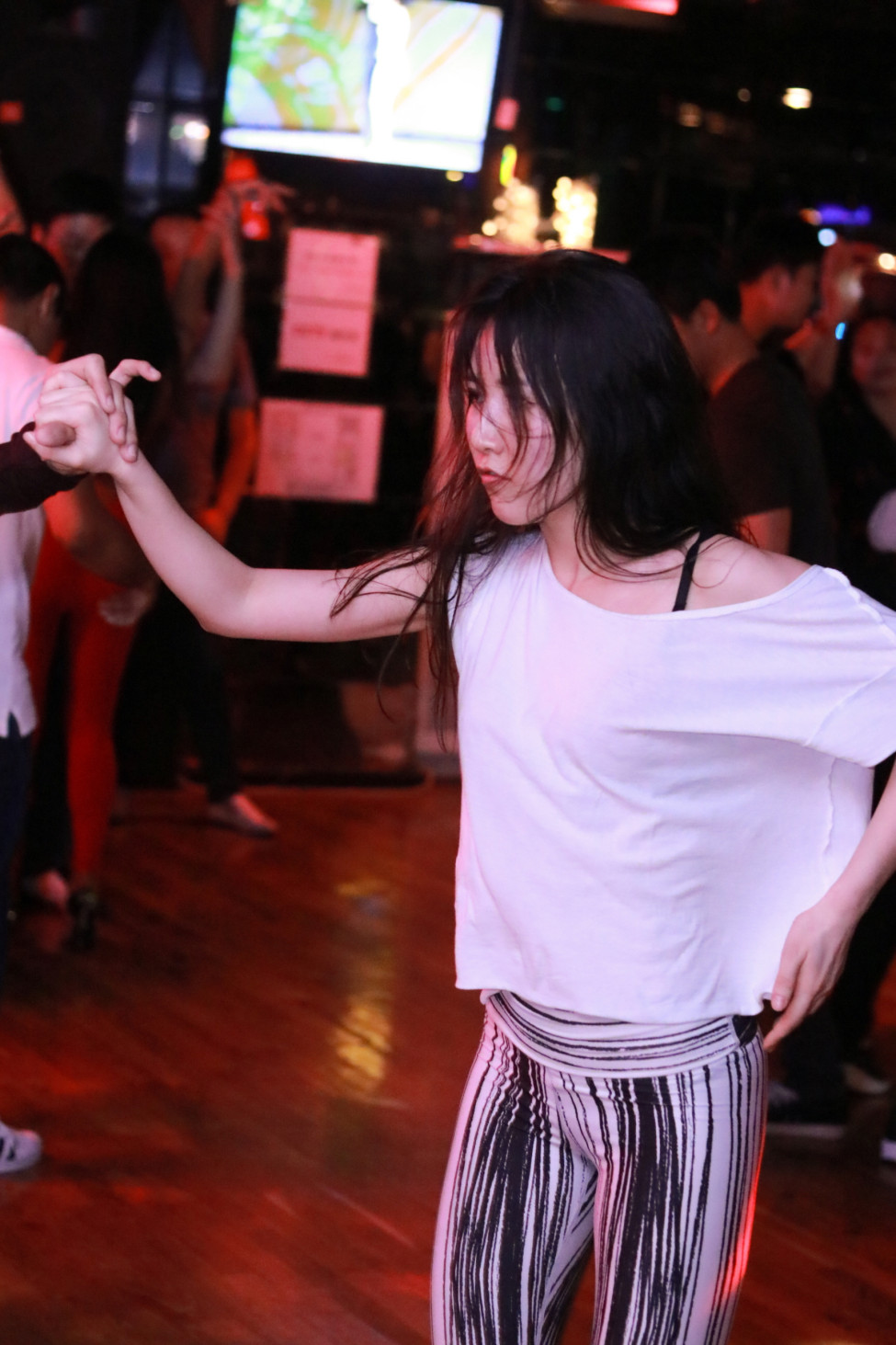 1030112813_ad4bZQhG_ED8EB8ECA79144.jpg