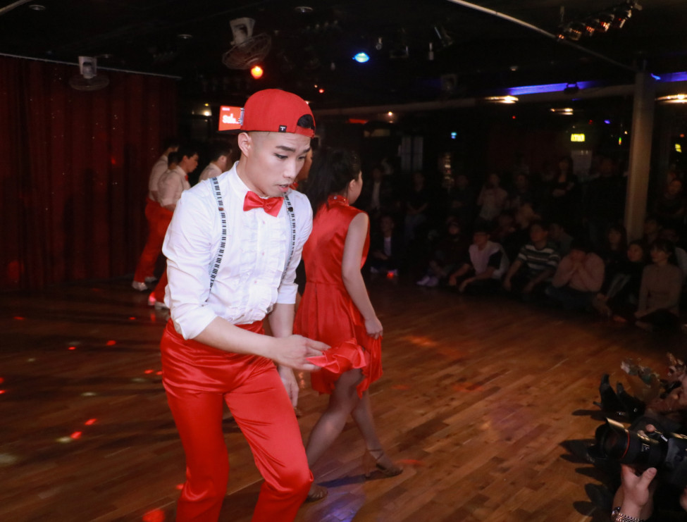 1030112813_mhAsgbCB_ED8EB8ECA79195.jpg
