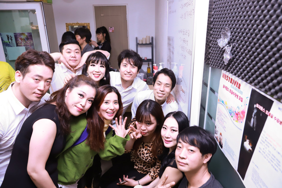 1030112813_tAEem2iv_ED8EB8ECA79188.jpg