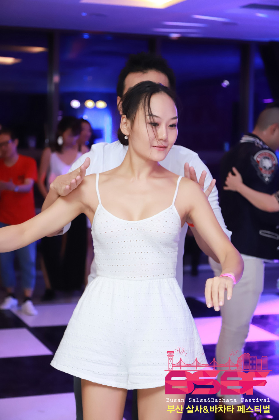 1030118537_0XFJvsSi_ED8EB8ECA791243.jpg
