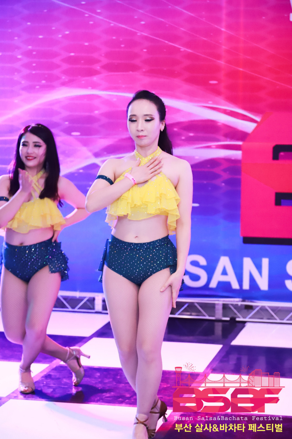 1030118537_39ZehRAx_ED8EB8ECA79153.jpg