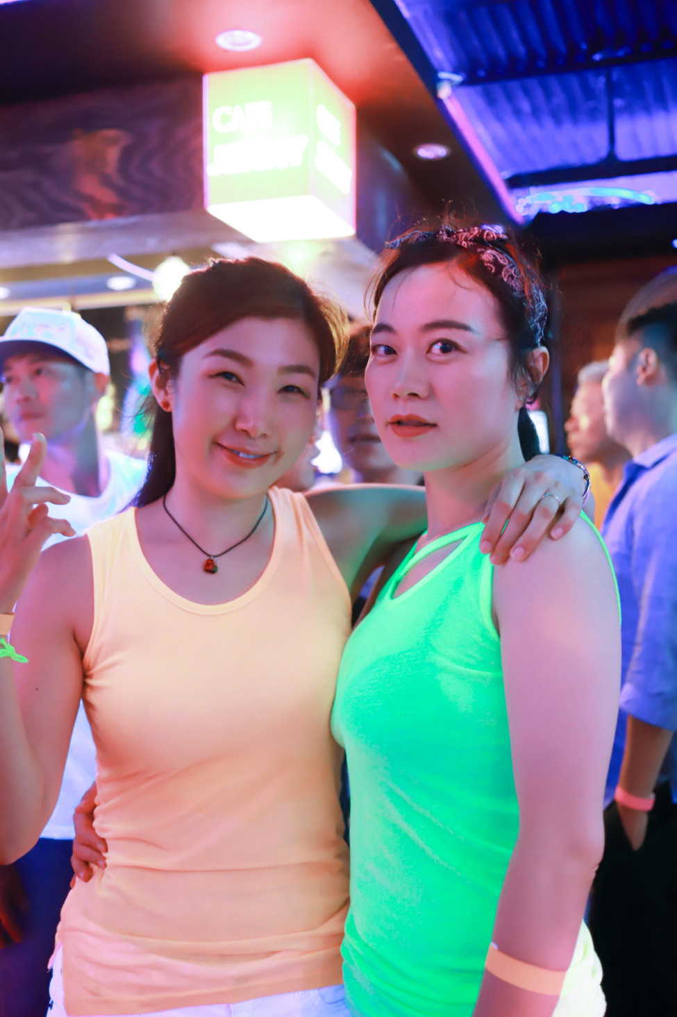 1030118537_3zMJyScO_ED8EB8ECA791126.jpg