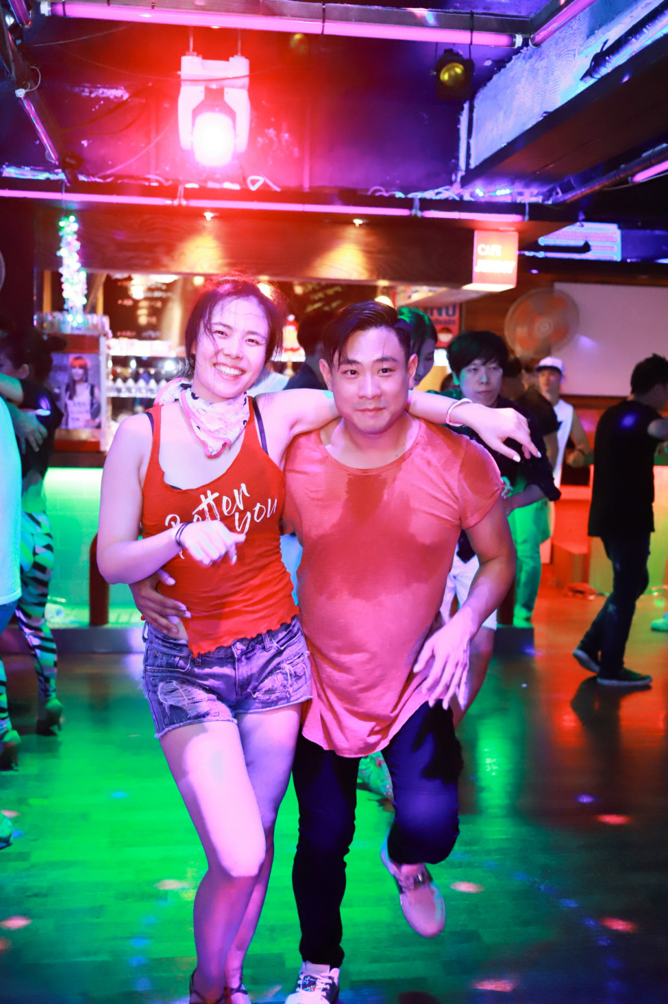 1030118537_5bi0VIMT_ED8EB8ECA79119.jpg