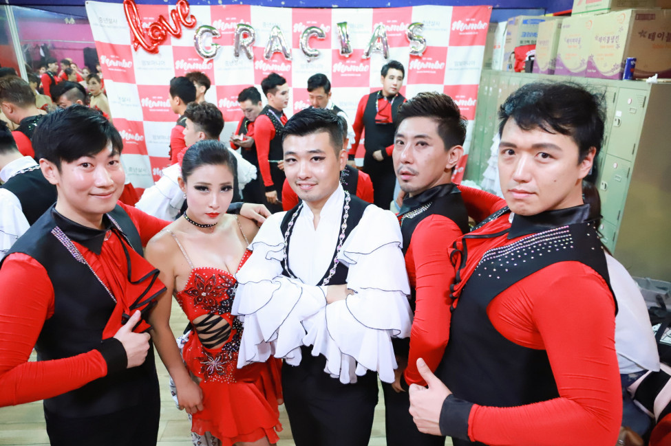 1030118537_KNSyr4Hd_ED8EB8ECA79136.jpg