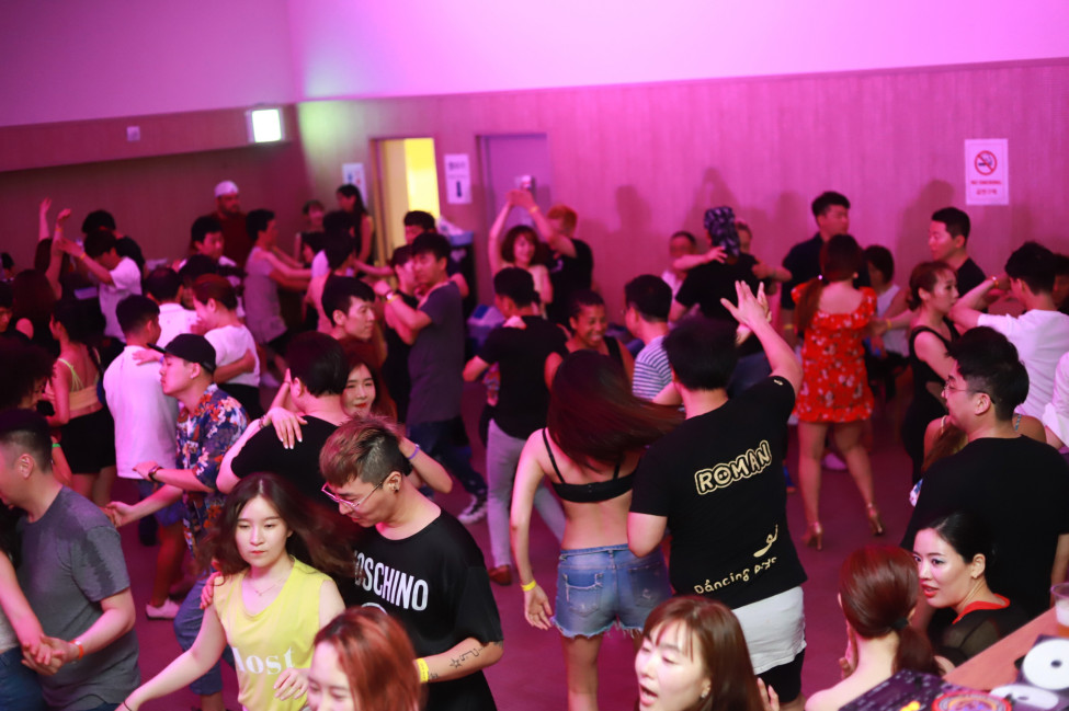 1030118537_R4ZSxOzW_ED8EB8ECA791362.jpg