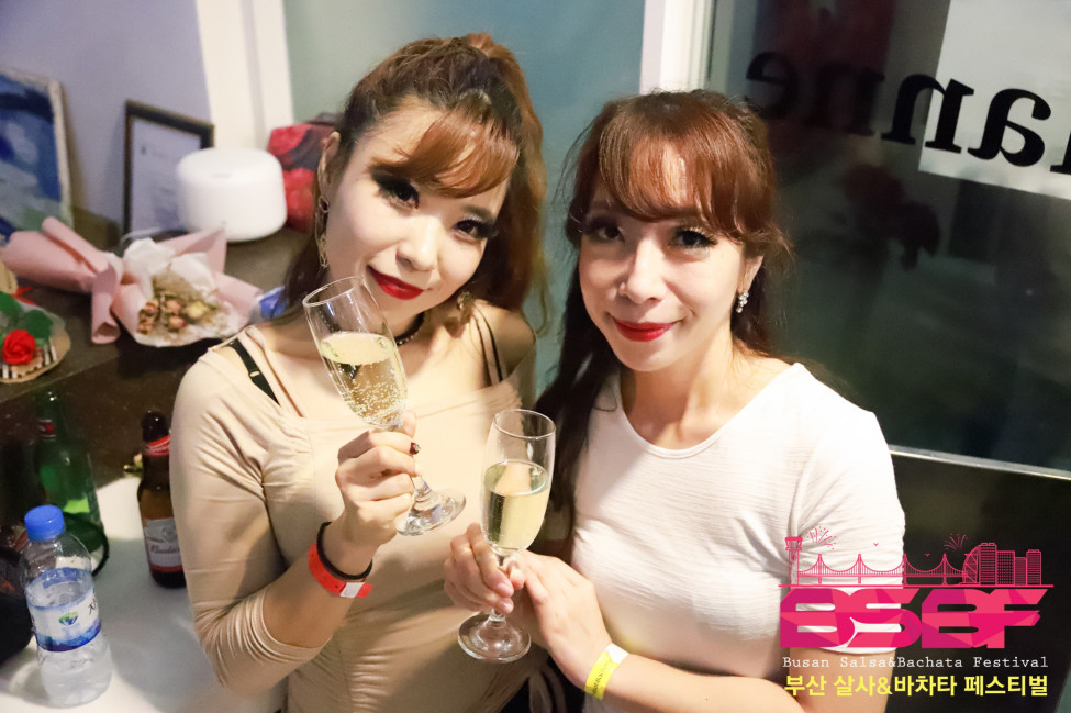 1030118537_SW7NsdMy_ED8EB8ECA791204.jpg