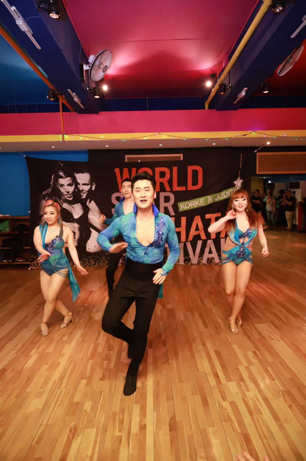 1030118537_TDIgY4tV_ED8EB8ECA79194.jpg