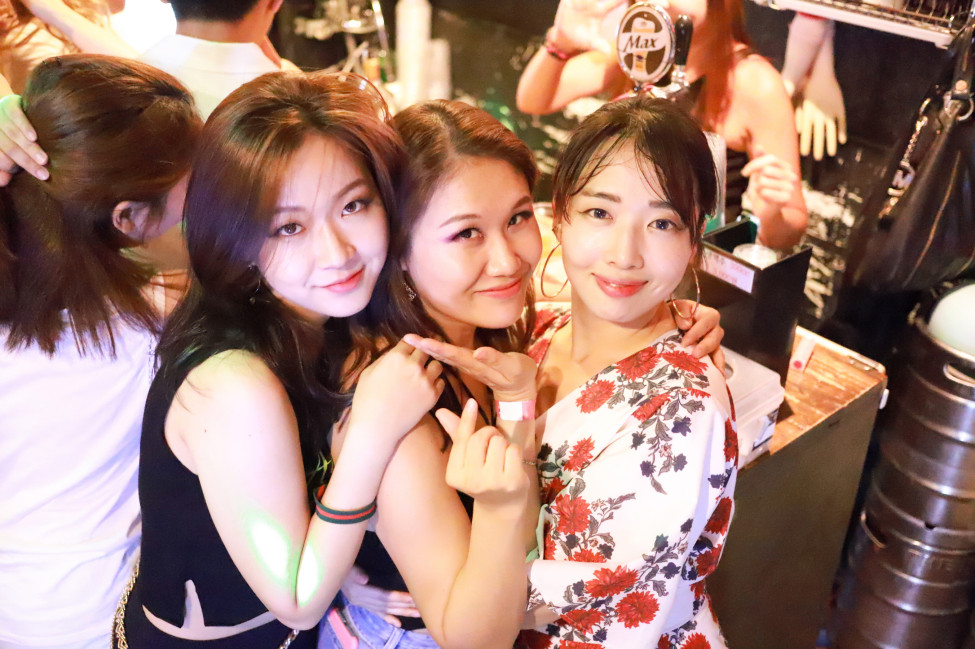 1030118537_a0DLe6pC_ED8EB8ECA791197.jpg