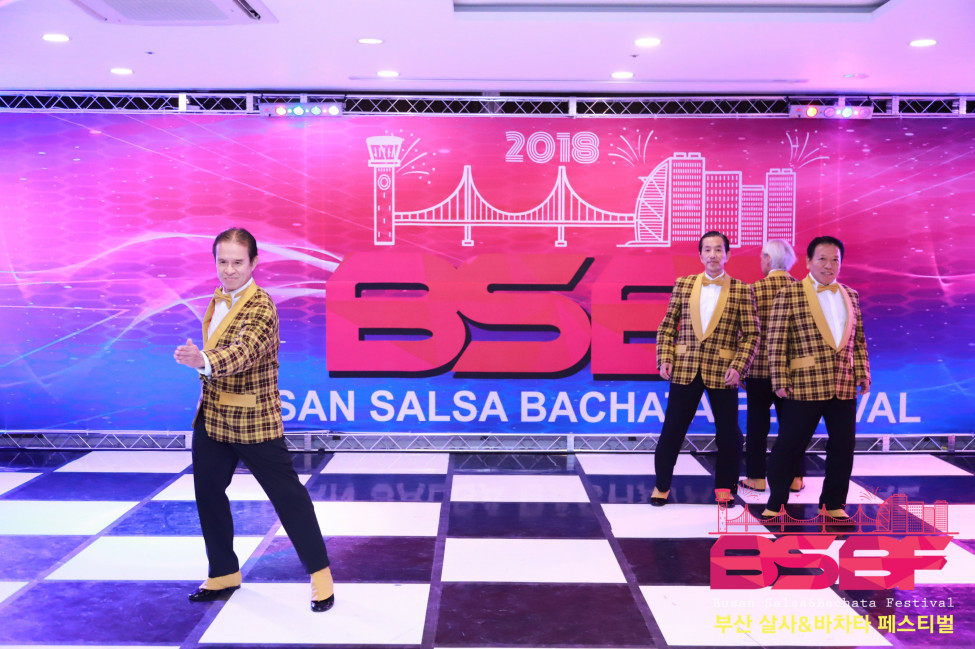 1030118537_aEVpeS8P_ED8EB8ECA791136.jpg