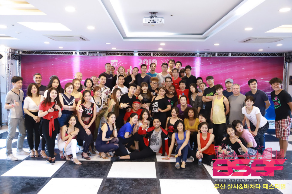 1030118537_aU8Kyjin_ED8EB8ECA791290.jpg