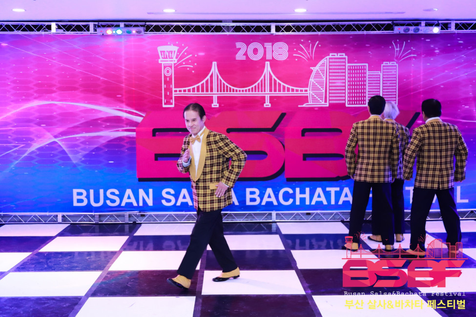 1030118537_sd07JMBf_ED8EB8ECA791135.jpg