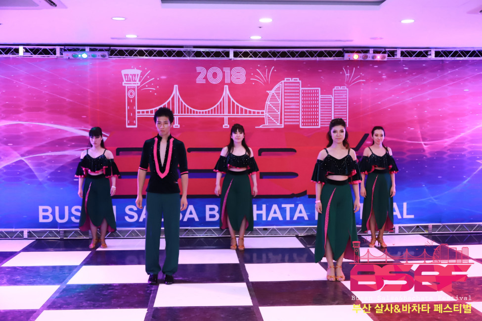 1030118537_xIhAGkVK_ED8EB8ECA791413.jpg