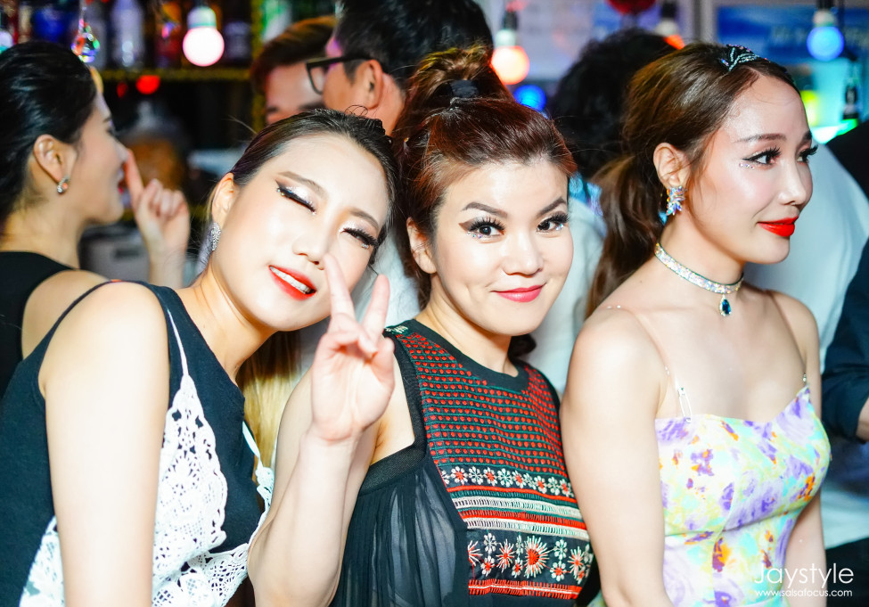 2039003761_NMT13Bki_JAY05377.jpg