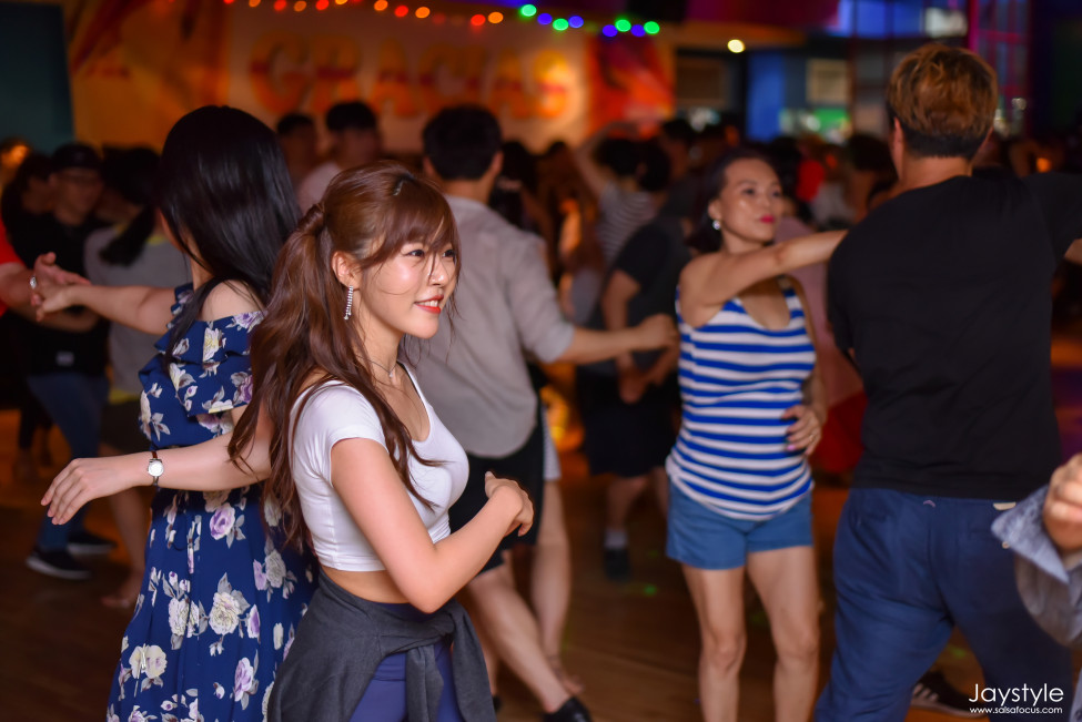 2039003761_s63rPHNU_JAY_10033a.jpg