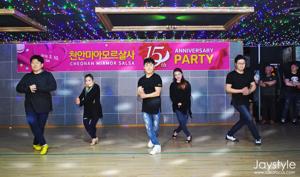 239041461_Knel5bsO_JAY04783_logo_s.jpg