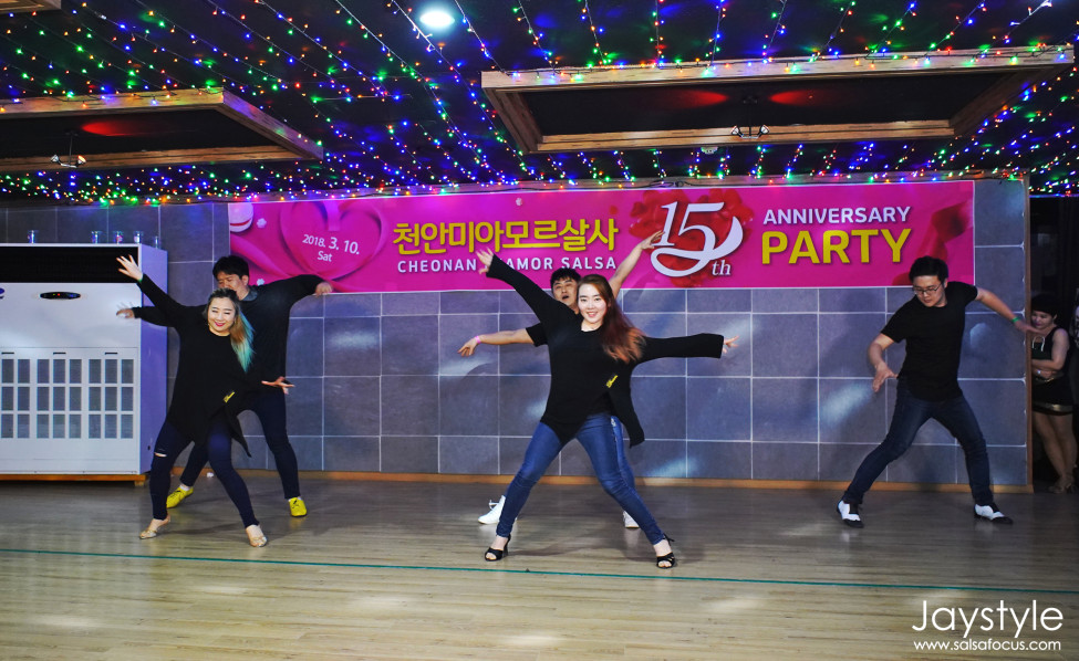 239041461_c9qAtrn1_JAY04834_logo_s.jpg