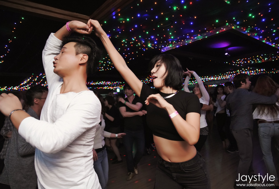 239041461_yXEN6xH1_JAY04613_logo_s.jpg