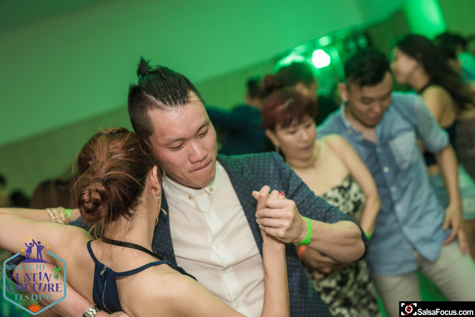2049850160_uzMeSkw9_DSC_1145.jpg
