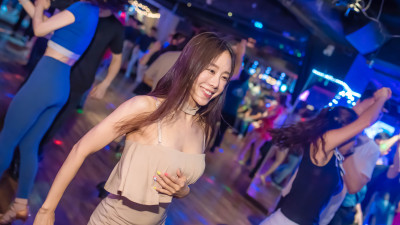 살사클럽나오미 8월 14일 수요일 바차타 심야파티  01