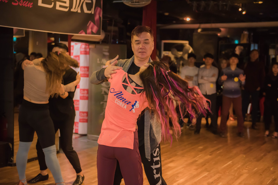 Good : Nogood : Down : Nick : Supporter : 보니따