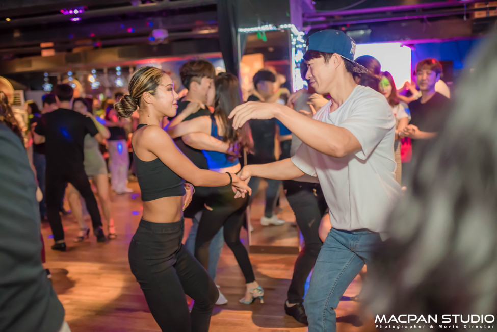 2049851523_ur9fBX36_DSC_5220.jpg