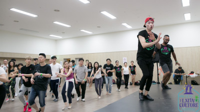 2018 Jeju Latin Culture Festival workshop Omar y Amelia   Hanson y Eric 2/2