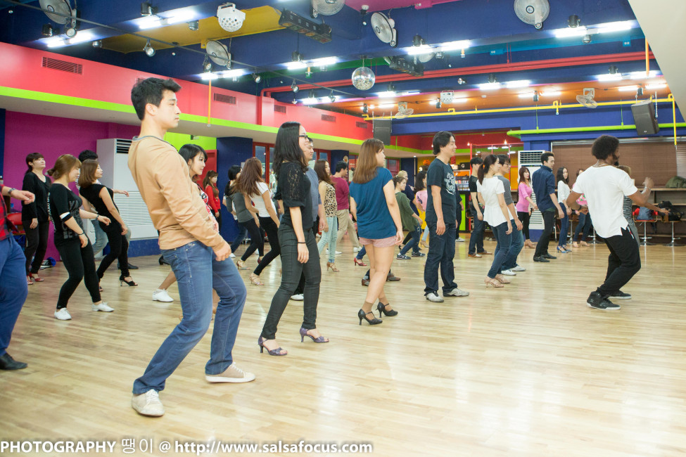 Good : Edith, Nogood : Down : Nick : Supporter : 맘보