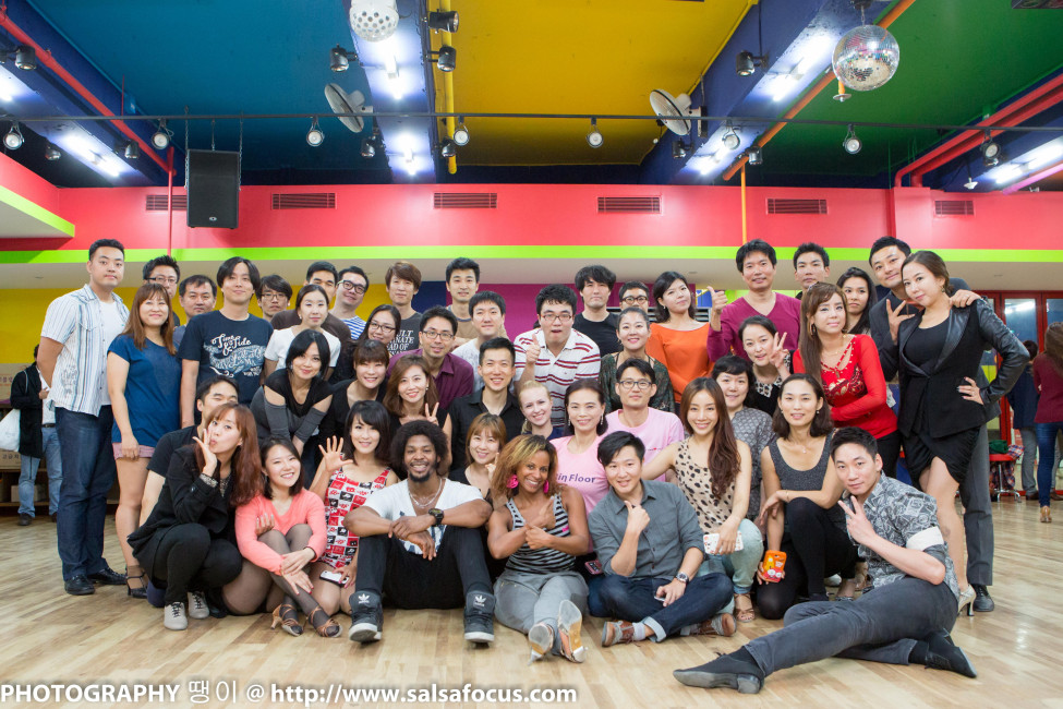 Good : Edith, Nogood : Down : Nick : Supporter : 맘보